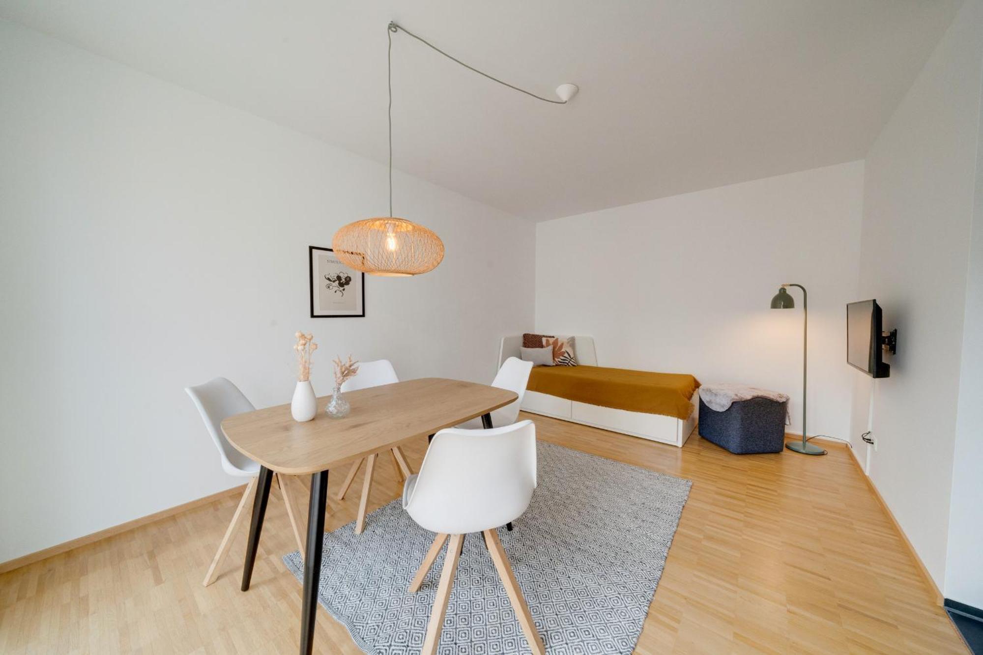 Altstadt Apartment 2 Zimmer Am Weibermarkt Reutlingen Exteriör bild